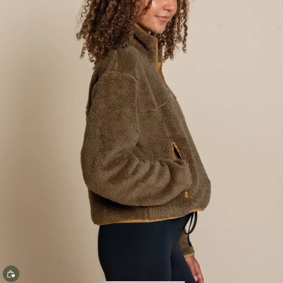 Girlfriend Collective Recycle Fleece Half Zip Pullover - Picture 2 of 11